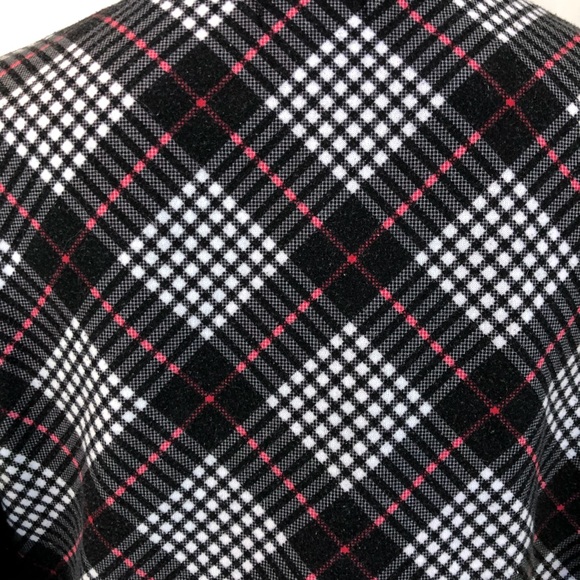 Wet Seal women’s Lt Wt Jacket. S M.  Fleece Snap  closure  Plaid - Picture 6 of 7